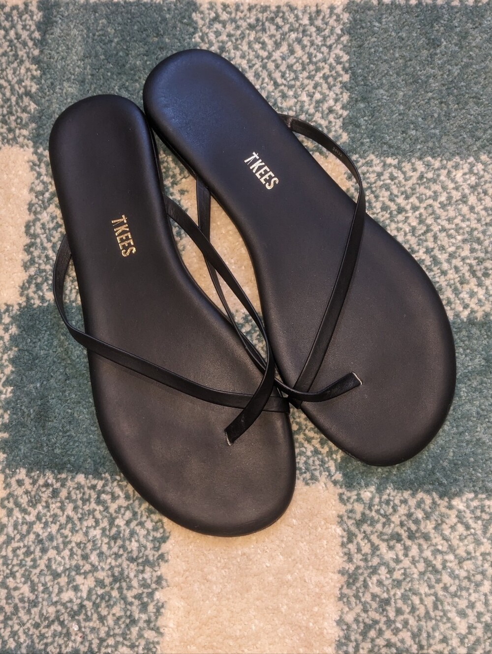 Tkees USA Size 10 Black Sandals